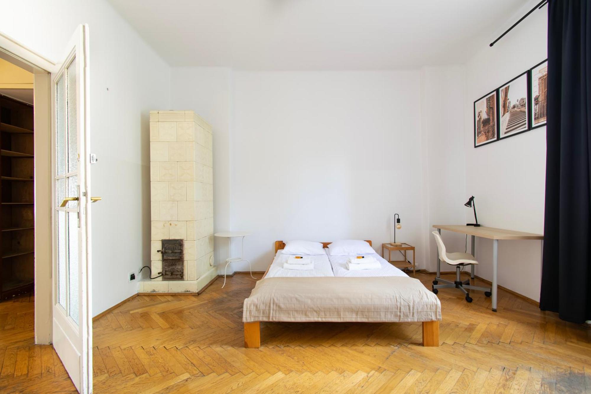 Retro Apartmentments Lobzowska Street Krakow Ngoại thất bức ảnh