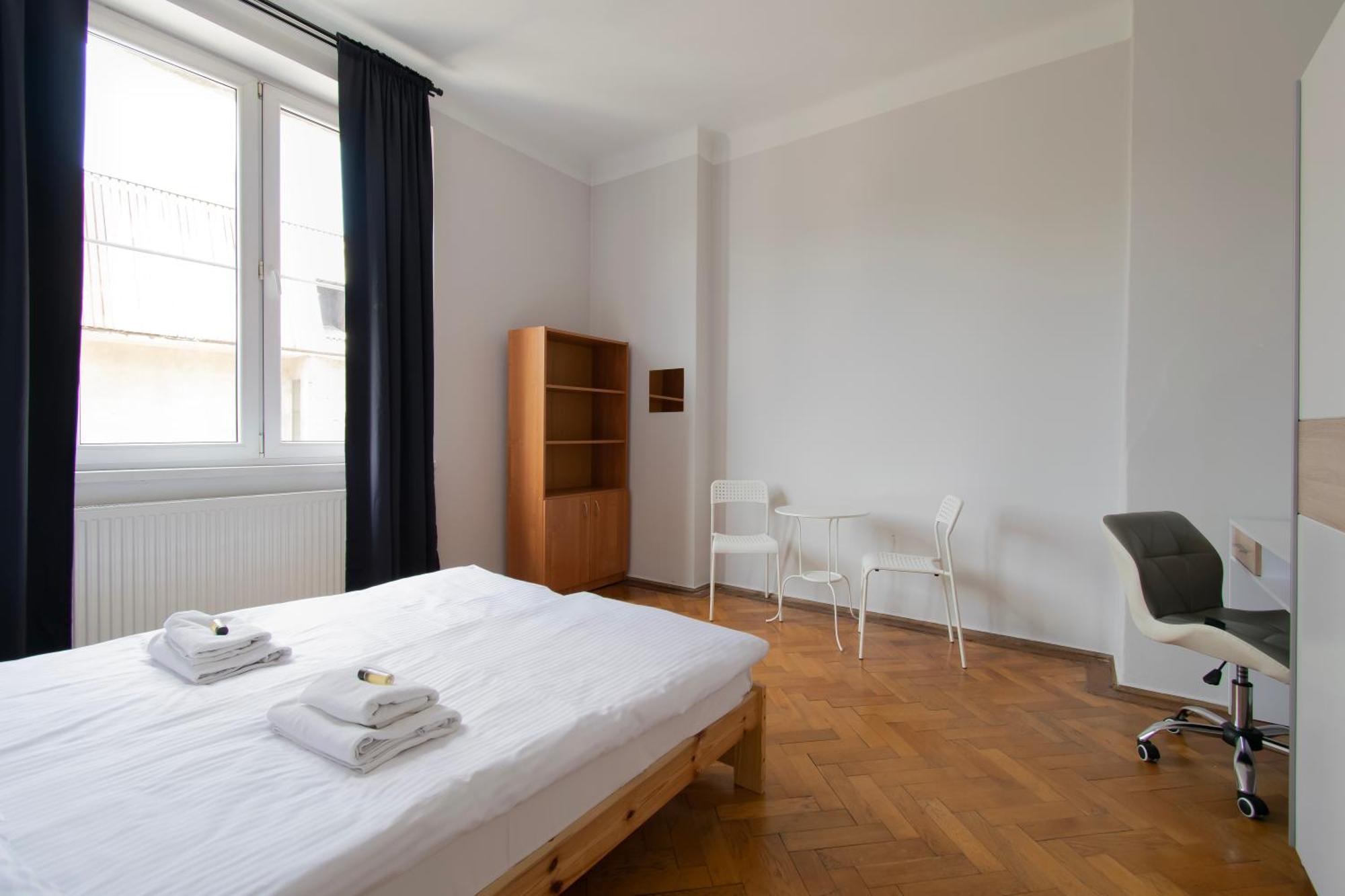 Retro Apartmentments Lobzowska Street Krakow Ngoại thất bức ảnh