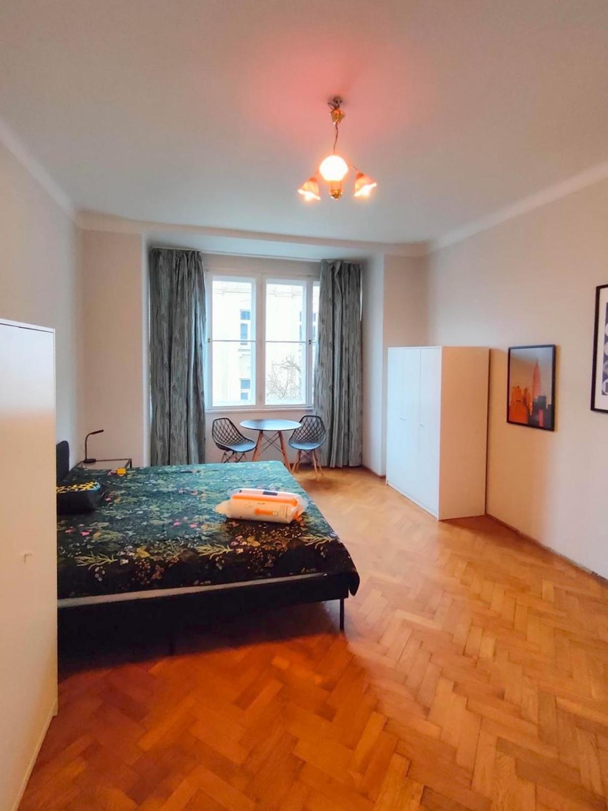 Retro Apartmentments Lobzowska Street Krakow Ngoại thất bức ảnh