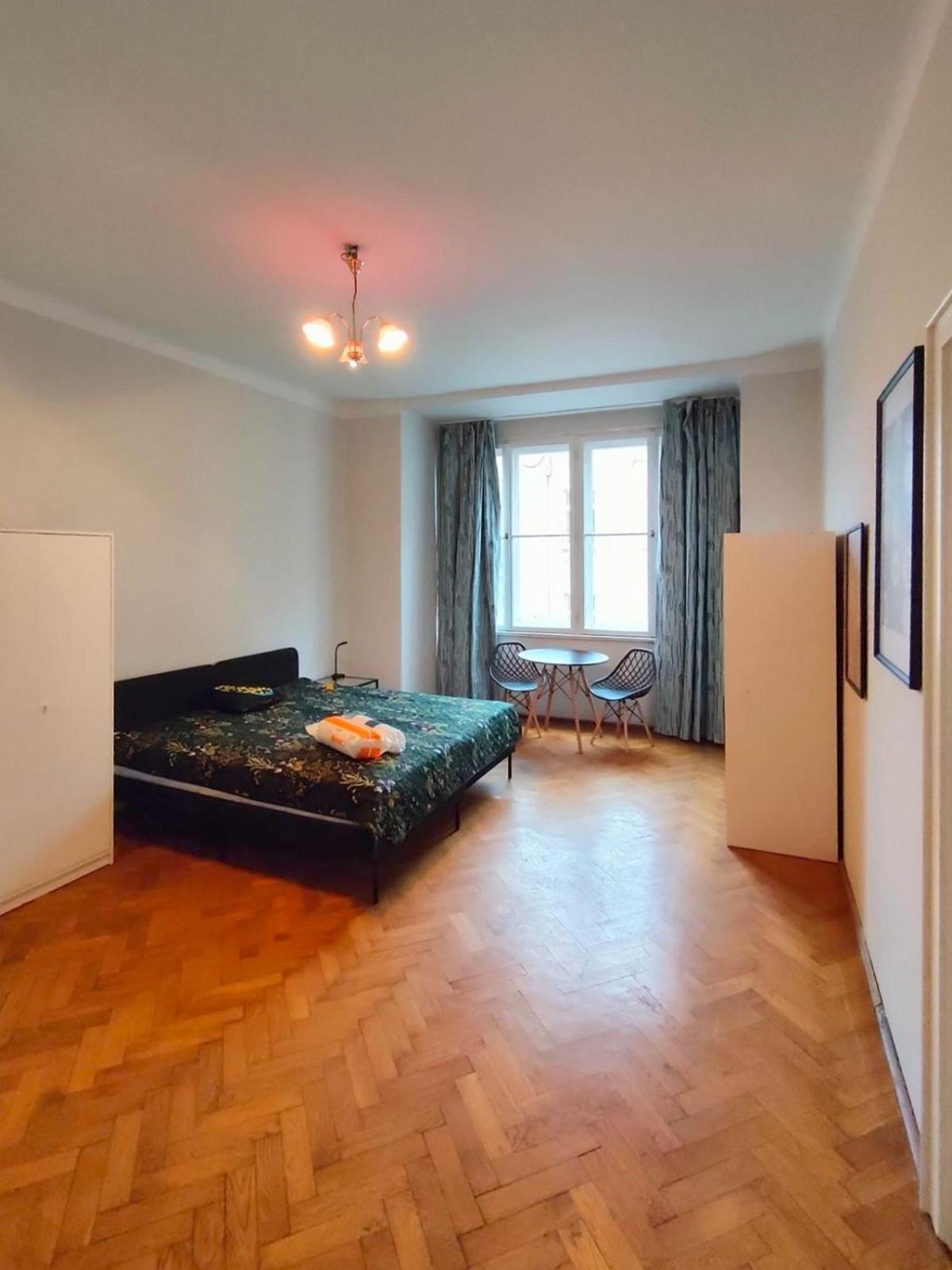 Retro Apartmentments Lobzowska Street Krakow Ngoại thất bức ảnh